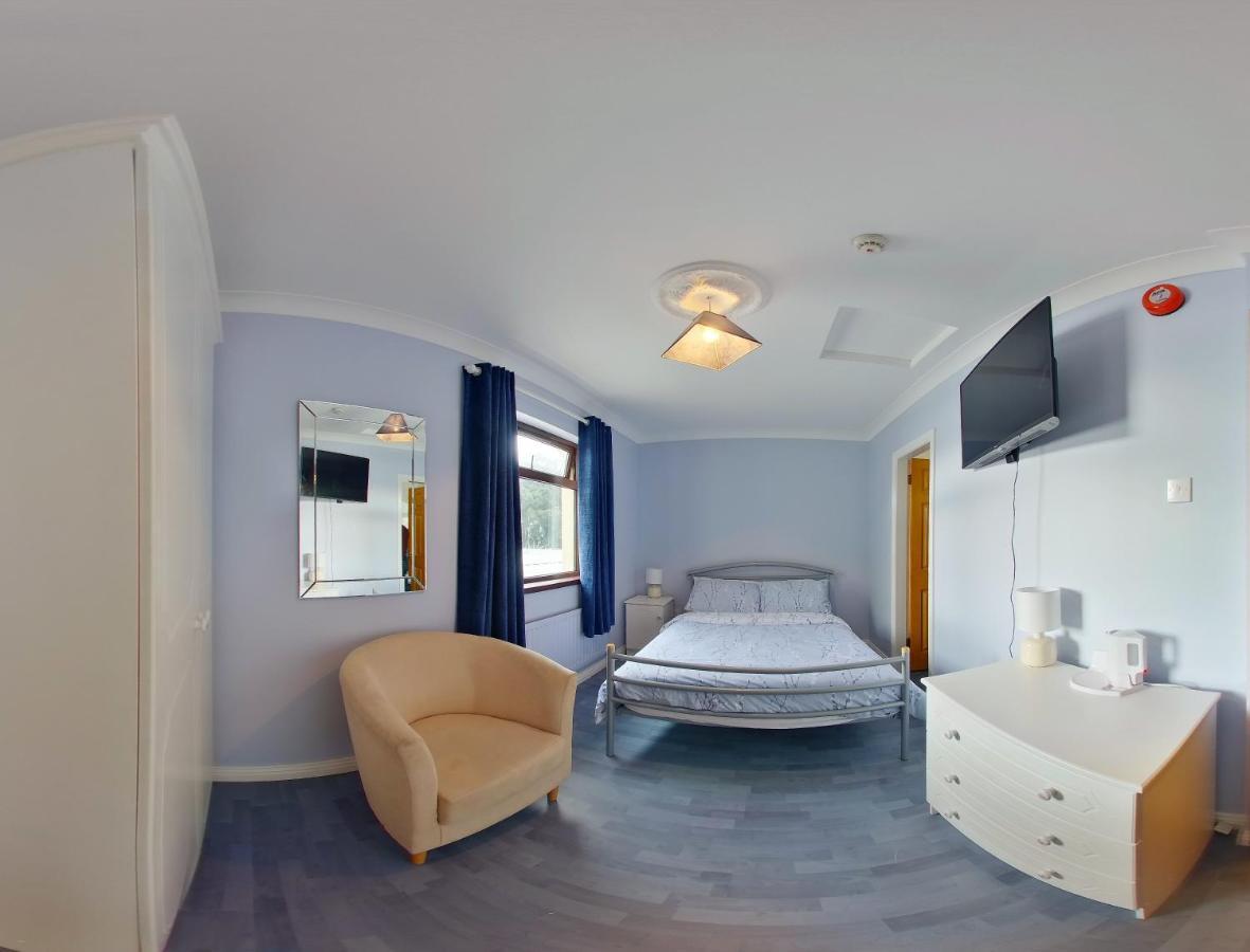 The Coach Inn สตราแบน ภายนอก รูปภาพ