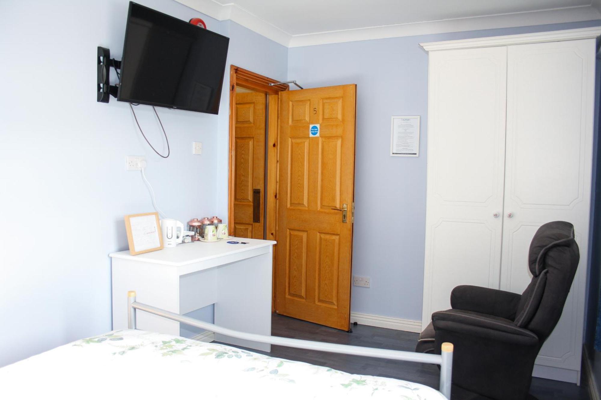 The Coach Inn สตราแบน ภายนอก รูปภาพ